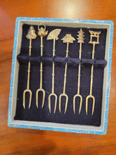 Load image into Gallery viewer, Japanese Sterling Silver Hors d&#39;oeuvre Fork Set of 6