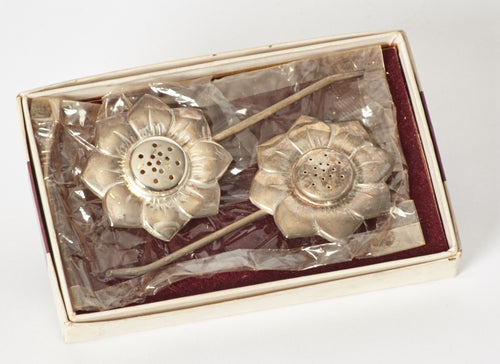 Vintage Sunflower Fleurettes for Table Charm Sterling Silver Salt & Pepper Shakers