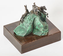 Load image into Gallery viewer, Hand Carved Malachite and Three Silver Horse Statue